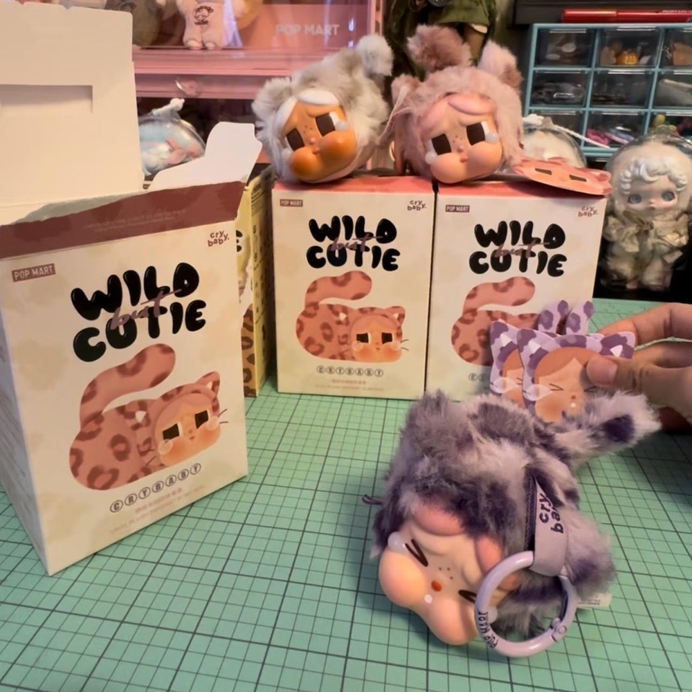 Pop Mart Wild Cutie Neon Cutie